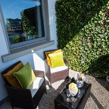 Sea View Luxury Centre - Location Apartment Galway