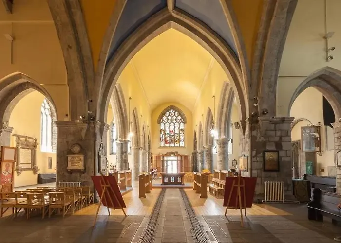 Sea View Luxury Centre - Location *