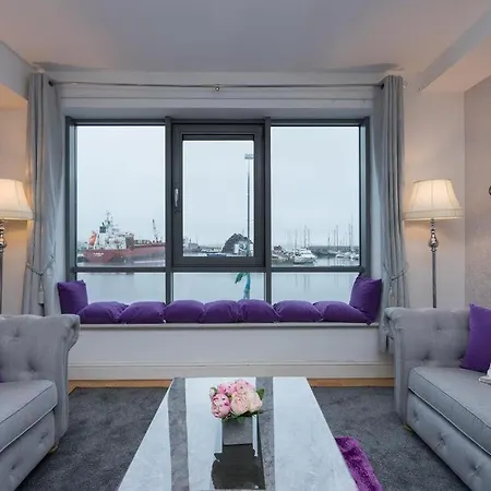 Sea View Luxury Centre - Location Апартаменты