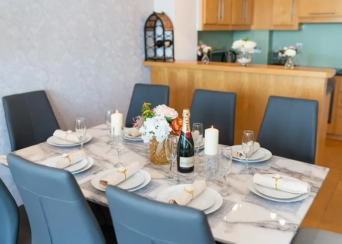 Sea View Luxury Centre - Location Апартаменты *