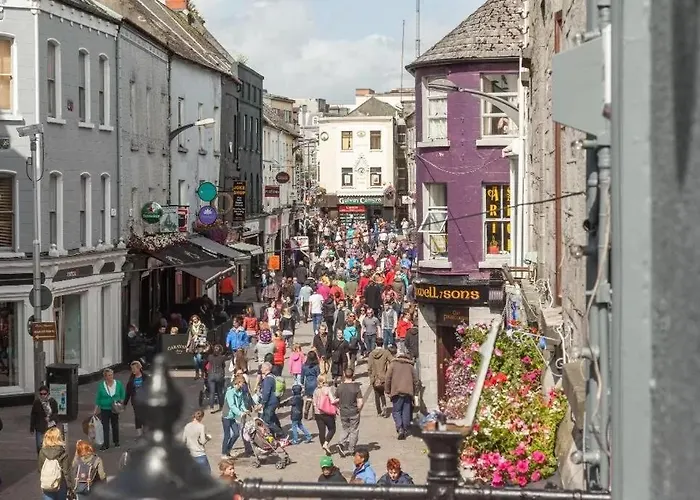 Sea View Luxury Centre - Location Апартаменты